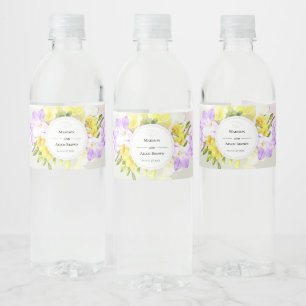 Hochzeit von Watercolor Freesia Blume