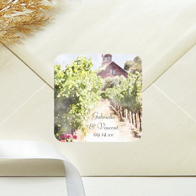 Hochzeit von Weinbergen und Rotem Barn Quadratischer Aufkleber (Complete your wedding stationery look with this rustic Vineyard and Red Barn Envelope Seal.)