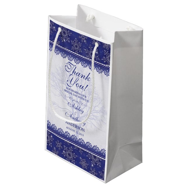Hochzeit Willkommensgeschenk Beutel Blue Winter Sn Kleine Geschenktüte (Rückseite Schrägansicht)