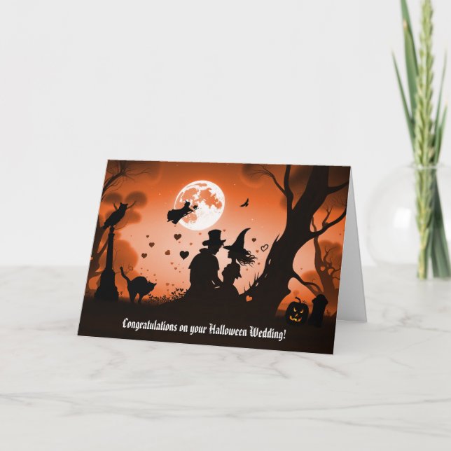 Hochzeit zu Halloween Niedliches Paar mit Hexensch Karte (Vorderseite)