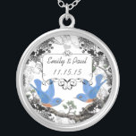 Hochzeitdatum Lucky Bluebird Jubiläumsnecklace Versilberte Kette<br><div class="desc">Keepake Necklaces wählen Sie entweder Silber Platin oder Sterling Silver</div>