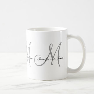 Hochzeits-Monogramm und Kaffeetasse