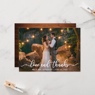 Hochzeitscouch-Foto-Liebe und Dankkartenholz Einladung