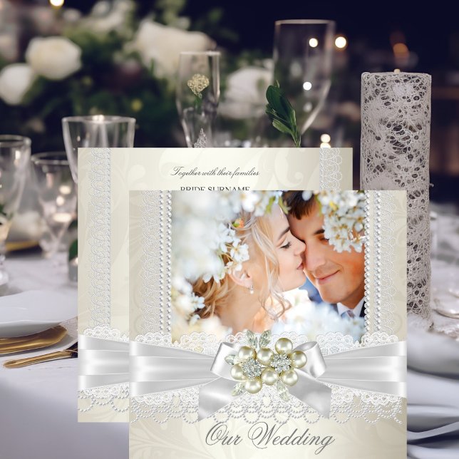 Hochzeitscreme Weiße Pearl Lace Damask Diamond Pic Einladung (Von Creator hochgeladen)