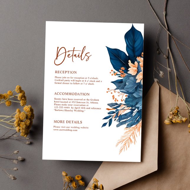 Hochzeitsdetails der Hochzeitsreise mit Flora und  Begleitkarte (Navy Blue Modern Elegant Floral Wedding Details Enclosure Card)