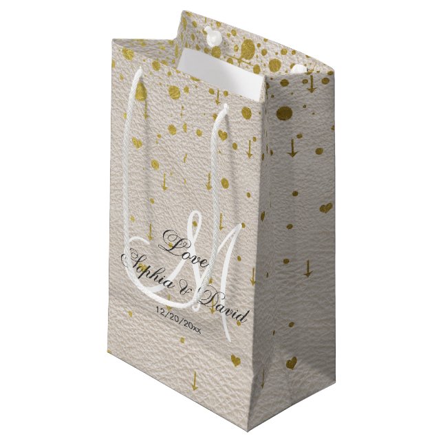 Hochzeitseinladungen | Gold Confetti Monogram Kleine Geschenktüte (Vorderseite Schrägansicht)
