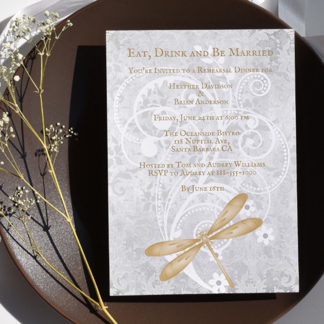 Hochzeitsessen der Golddrachenmatischen Probe Einladung (Gold Dragonfly Wedding Rehearsal Dinner Invitation)