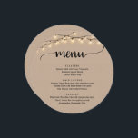 Hochzeitsfeier Abendessen String Lights Brown Kraf Menükarte<br><div class="desc">Moderne,  rustikale,  braune Kraft,  Streichellichter,  runde Plattenformen,  Abendmenü für Hochzeiten. Eine perfekte Speisekarte für Ihren großen Tag. Sie können die Schriftart-Farben des Skripts ändern und den Menüinhalt und die Schriftart entsprechend Ihren Bedürfnissen ändern.</div>