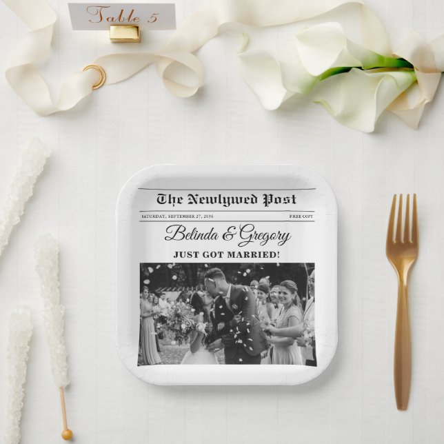 Hochzeitsfeier für Zeitungen - Schwarz-Weiß-Foto Pappteller (Hochzeit)