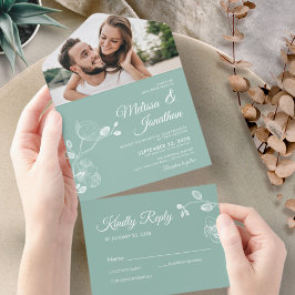 Hochzeitsfeier mit Blumen All In One Einladung