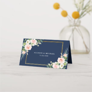 Hochzeitsfeier mit Blumen und Blüten Platzkarte