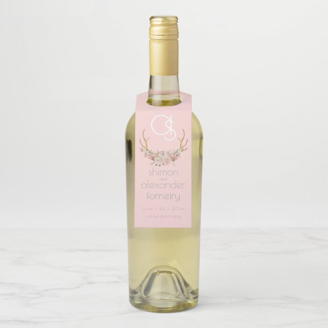 Hochzeitsflasche | Monogram Coral Floral BOHO Flaschenanhänger (Auf Flasche)