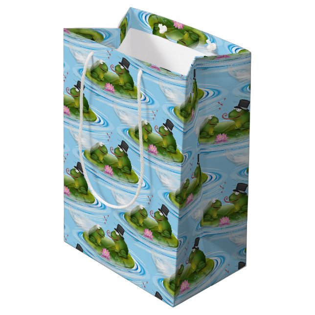 Hochzeitsfrosche auf Lily Pad mit Herz Mittlere Geschenktüte (Rückseite Schrägansicht)