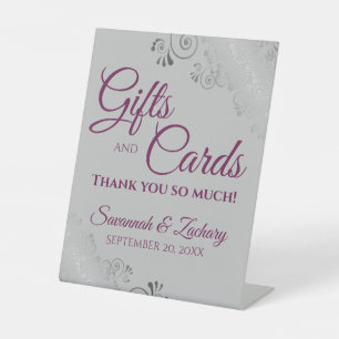 Hochzeitsgeschenke und Karten Lacy Silver Magenta  Sockelschild