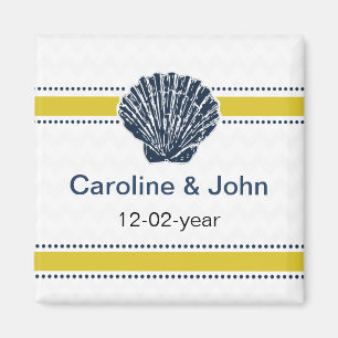 Hochzeitsgeschichten für Navy Blue und Yellow Seas Magnet