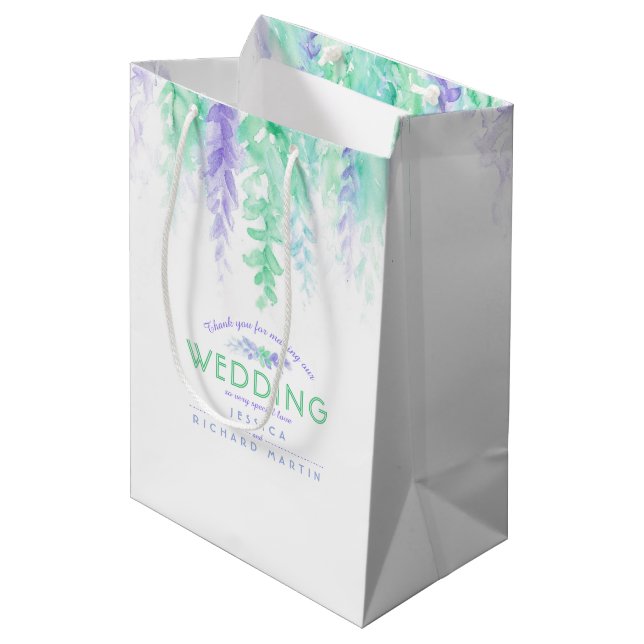 Hochzeitsgrün violette Blumen Dankeschön Geschenkt Mittlere Geschenktüte (Vorderseite Schrägansicht)