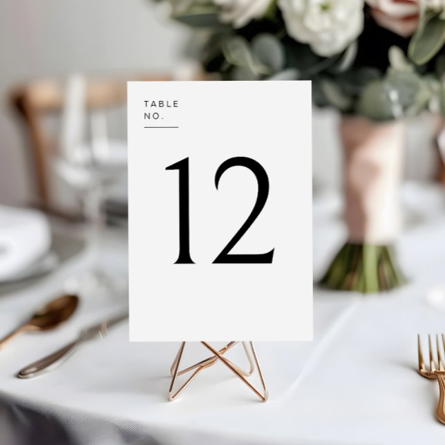 Hochzeitskarte für Minimalistische Tischnummer (Elevate your wedding experience with our beautifully designed minimalist table number card.)