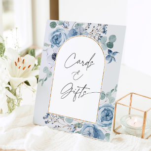 Hochzeitskarten und Geschenke mit blühenden Blumen Sockelschild