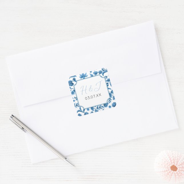 Hochzeitskleber Chintz Blue & White Floral Ditsy Quadratischer Aufkleber (Umschlag)