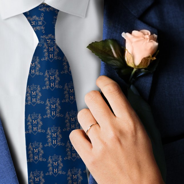 Hochzeitskronen-Wappen aus Goldpaare mit blauer Ro Krawatte (Von Creator hochgeladen)