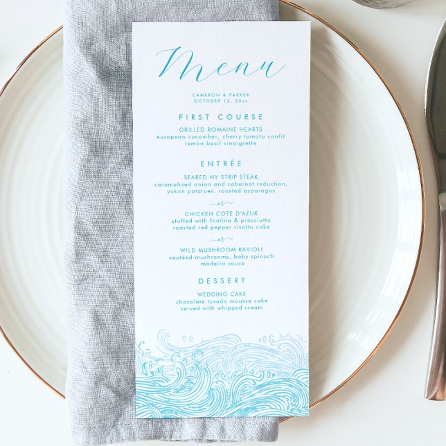 Hochzeitsmenü des Aqua Blue Ocean Waves Beach Menükarte (Ocean Waves Beach Wedding Menu in Aqua Blue for a Coastal Celebration from Concertina Press)