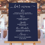 Hochzeitstag Bar Personalisiertes Navy Blue Drink  Poster<br><div class="desc">Bar Menu ! Dieses schlichte und dennoch elegante Bar mit vier Getränken "Biere", "Wein", "Spirits" und "Non-Alkoholische", personalisiert mit den erlesenen Getränken. Passen Sie dieses elegante Hochzeitszeichen mit Ihren Namen und Bar-Dessous-Menü an! COPYRIGHT © 2020 Judy Burrows, Black Dog Art - Alle Rechte vorbehalten. Hochzeitstag Bar Personalisiert Navy Blue Drink...</div>