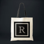 Hochzeitstasche im klassischen Luxusstil Tragetasche<br><div class="desc">Klassische Luxus-Stil Monogramm Hochzeitstote Tasche. Niedliche Taschen für Braut,  Brautjungfrau,  Trauzeugin,  Blume,  Brautmutter usw. Stilvolle Grenze mit hübschem Namen Anfangsbuchstabe in der Mitte. Chic luxuriöse Typografie. Anpassbare Hintergrundfarbe,  d.h. schwarz und weiß. Ideal für Hochzeitsfeiern,  Brautparty,  Bachelorette,  Mädchenwochenende,  etc. Kostengünstig aussehen.</div>