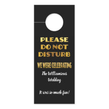 Hochzeitswillkommen stört nicht das Schwarz-weiße