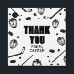 Hockey Schwarz und Weiß Geburtstag Danke Geschenkanhänger<br><div class="desc">Black and White Hockey Geburtstag danke Ihnen für Tags.</div>
