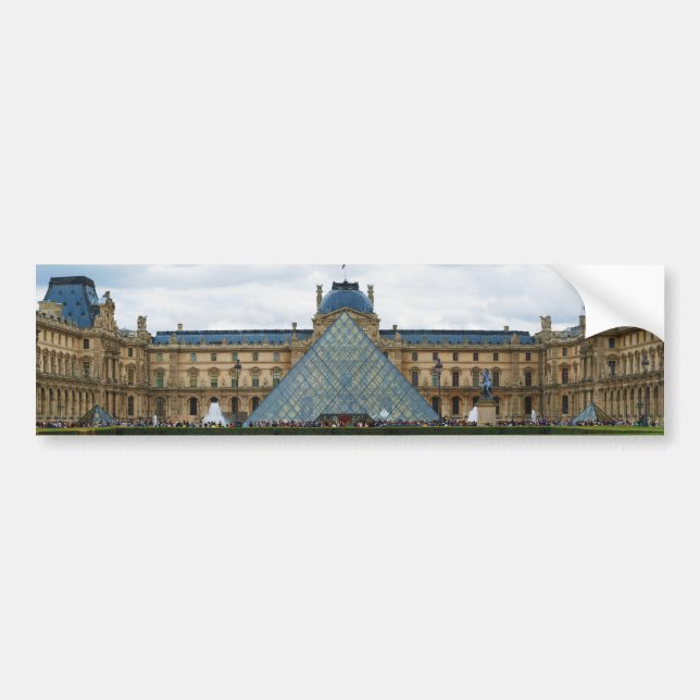 Hof des Louvre-Museums mit der Pyramide Autoaufkleber (Vorne)