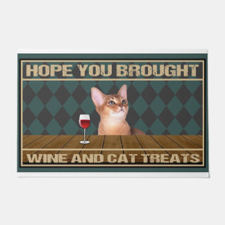 Hoffen Sie, dass Sie Leckereien, Wein und Katzen. Fußmatte