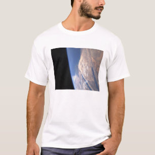 Hohe schiefe Szene T-Shirt