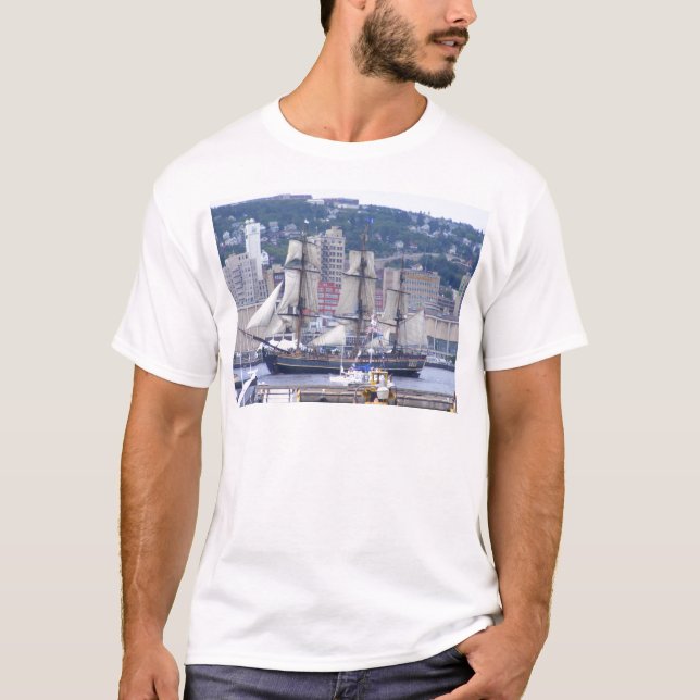 hohe Schiffe 005.jpg T-Shirt (Vorderseite)
