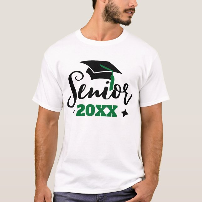 Höhere Klasse im Jahr 2022 Abschluss T-Shirt (Vorderseite)