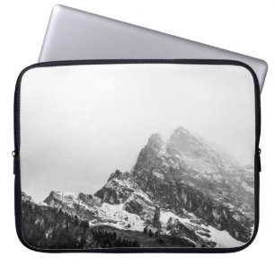 HÖHERE SICHT AUF DEN SCHNEEBERG LAPTOPSCHUTZHÜLLE