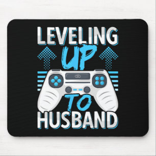 Höhere Verlobung für ihn Mousepad