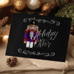 Holiday Cheer Chalkboard Lila und Red Nutcracker Feiertagskarte<br><div class="desc">Unterkunft thematisch von Umua entworfen. Gedruckt und ausgeliefert von Zazzle oder ihren Partnern.</div>