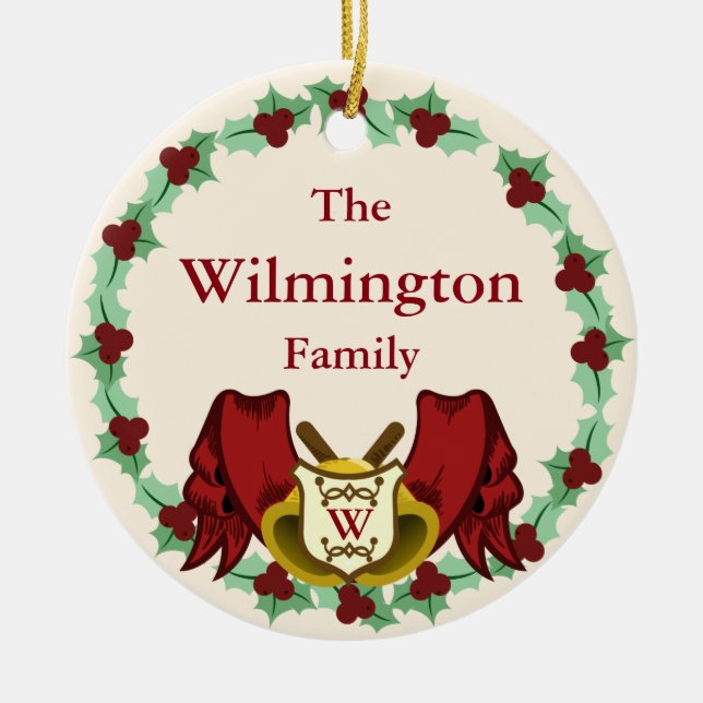 Holiday Holly Wreath & Bells Monogram Familienname Keramikornament (Vorne)