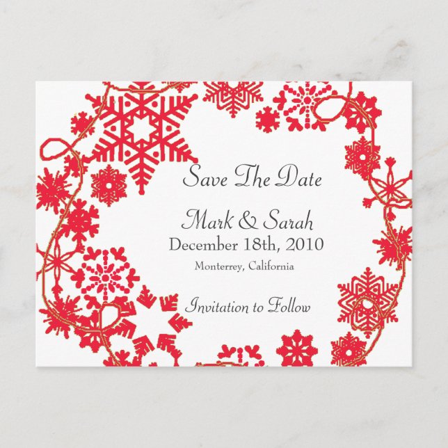 Holiday Wreath Red Save the Date Ankündigungspostkarte (Vorderseite)