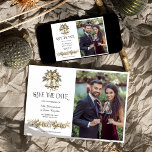 Holly Bells Christmas Wedding Foto Save The Date<br><div class="desc">Hochzeit Speichern Sie die Date Einladung mit Foto und elegante Typografie. Das Design besticht durch goldene Hochzeitsglocken mit Goldbogen und ein heiliges Garland mit goldenen Urlaubsornamenten. Ideal für eine Verlobung oder eine im Winter oder Weihnachten. Für die Koordinierung von Einladungen, Schreibwaren und Dekorationen während der Veranstaltung, schauen Sie bitte in...</div>
