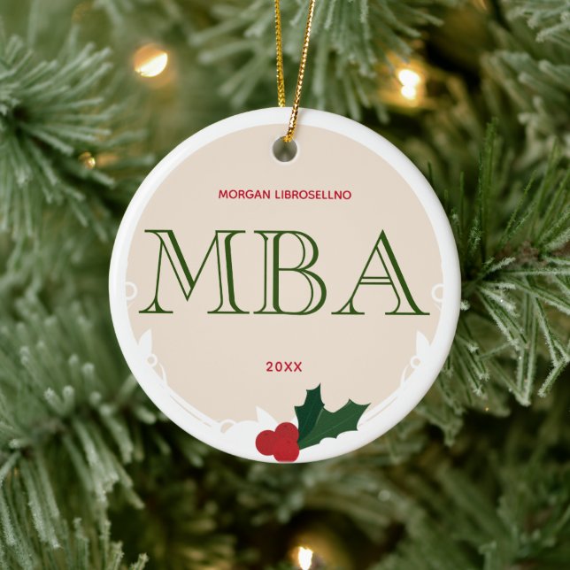 Holly Berry Beige Green MBA Abschluss Name Year Keramik Ornament (Baum)