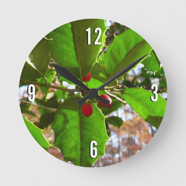 Holly Blätter II Holiday Nature Botanical Runde Wanduhr (Vorderseite)