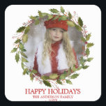 Holly Blätter Wreath Red Christmas Holiday | FOTO Quadratischer Aufkleber<br><div class="desc">Liebliche Aufkleber für Urlaubshüllungen / Grußkarten mit FOTO. Delikater roter,  heiliger Kranz mit Beeren und Grünpflanzen. Blumenstrauß in Aquarellfarben mit Blume aus Poinsettias. Personalisieren Sie,  indem Sie Ihr Foto und den Namen,  das Jahr. Ideal,  um Ihre Familie und Freunde zu schicken.</div>