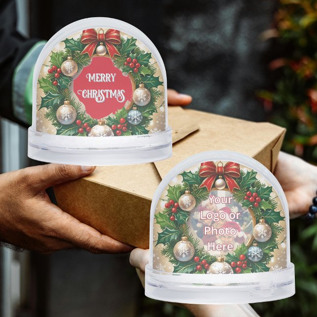 Holly Wreath auf Gold-Kundenempfehlung Schneekugeln (Von Creator hochgeladen)