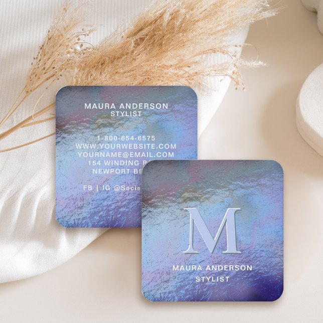 Holographic Blue Lila Modern Monogram Elegant Quadratische Visitenkarte (holographic business card square purple blue monogram hairdresser stylist artist lash nails makeup)
