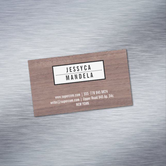 Holzarbeiter mit Hazel Wood Magnetische Visitenkarte (Beispiel)