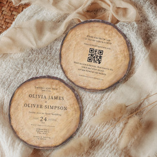 Holzbaumstumpf QR-Code in einer Hochzeit Einladung