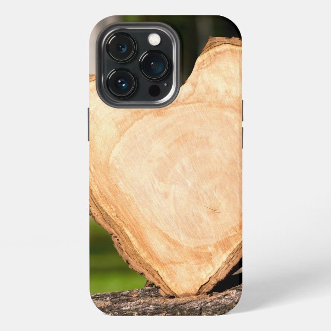 hölzernes Herz iPhone 13 Pro Hülle (Hinten)