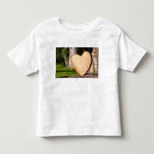 hölzernes Herz Kleinkind T-shirt