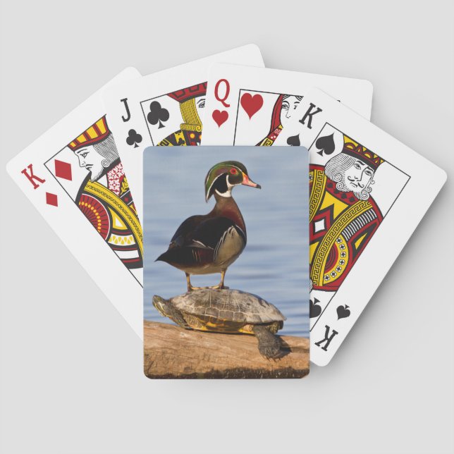 Hölzernmännchen stehend auf Red Oared Slider Spielkarten (Rückseite)